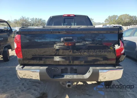2016 Toyota Tundra Double Cab Sr z USA, uszkodzony, nr VIN 5TFRM5F14GX098072